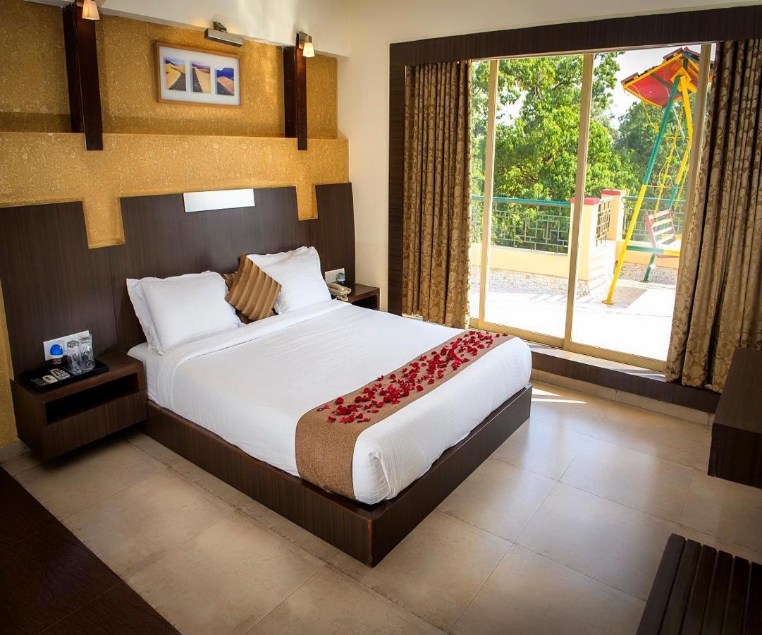 Adamo The Resort Matheran Exterior foto