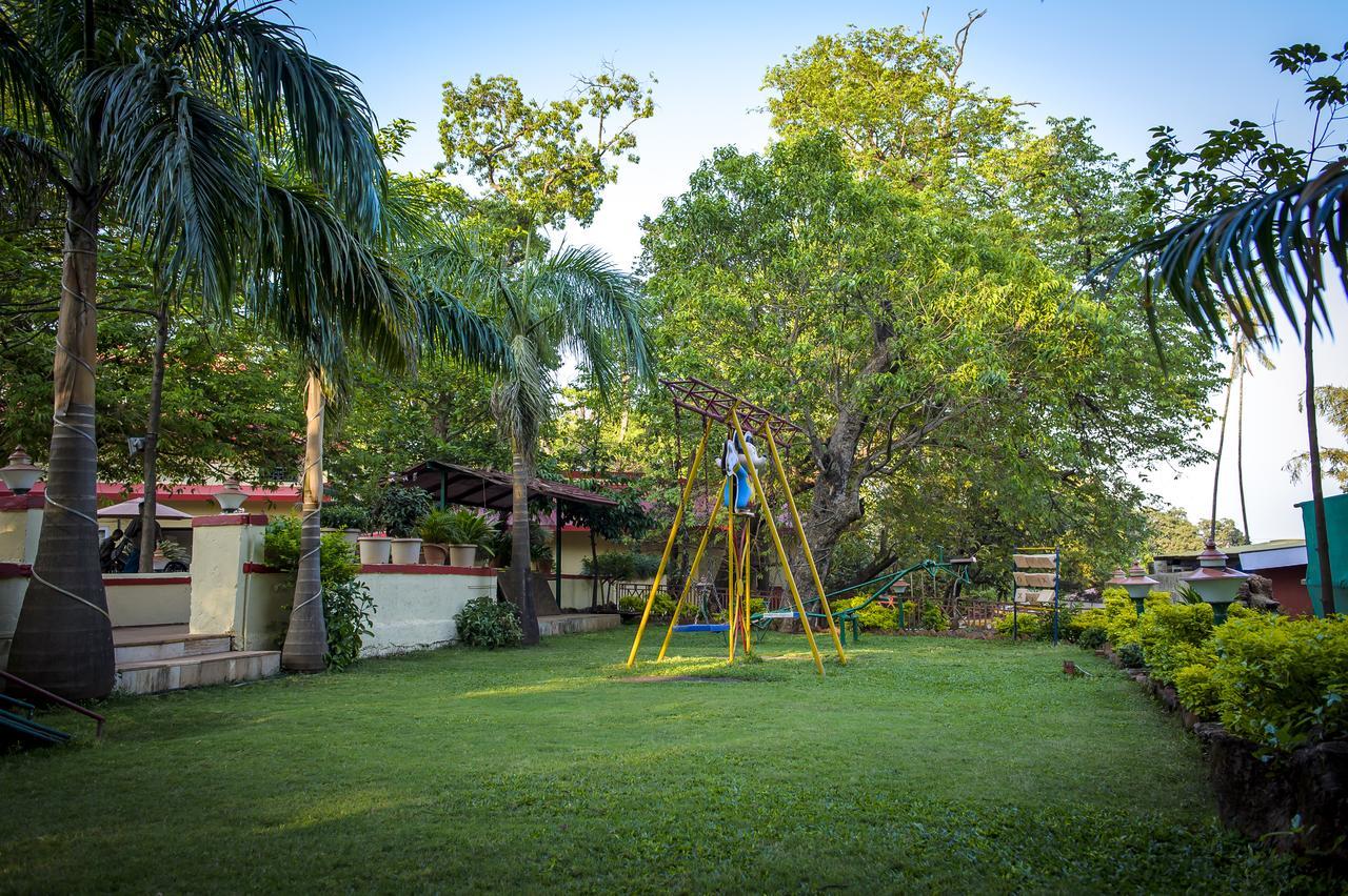 Adamo The Resort Matheran Exterior foto